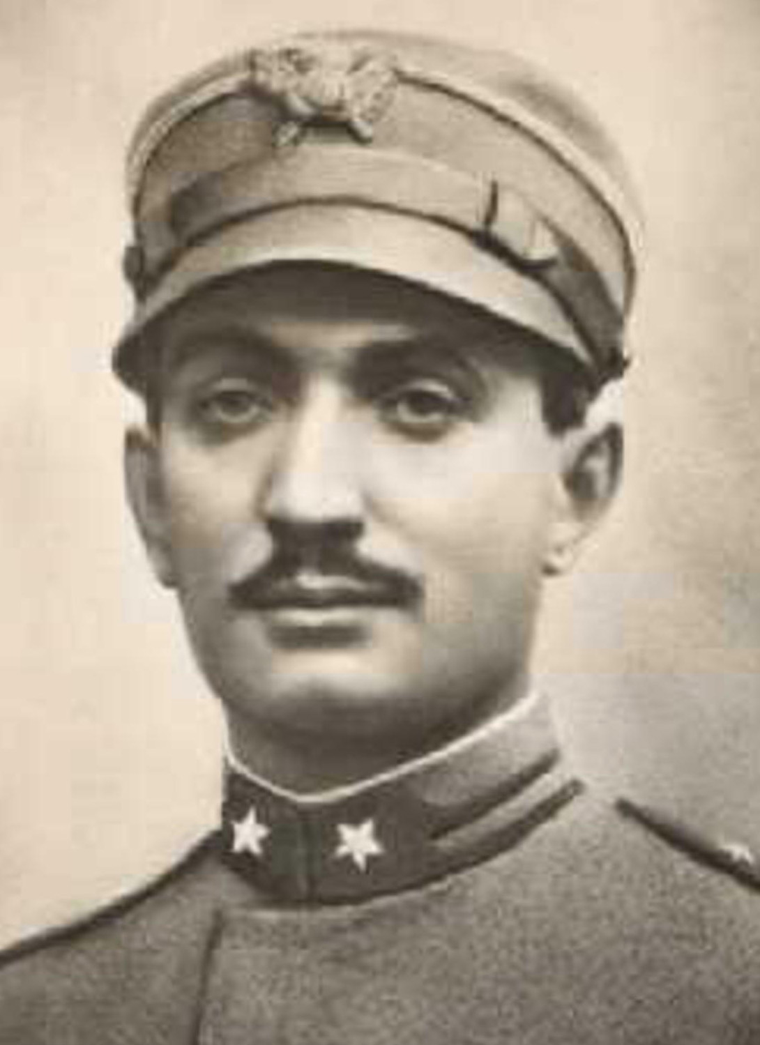 RITRATTO DI FABIO FILZI IN UNIFORME imagefullwide